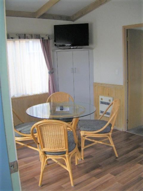 Bega Village Motor Inn Exterior photo