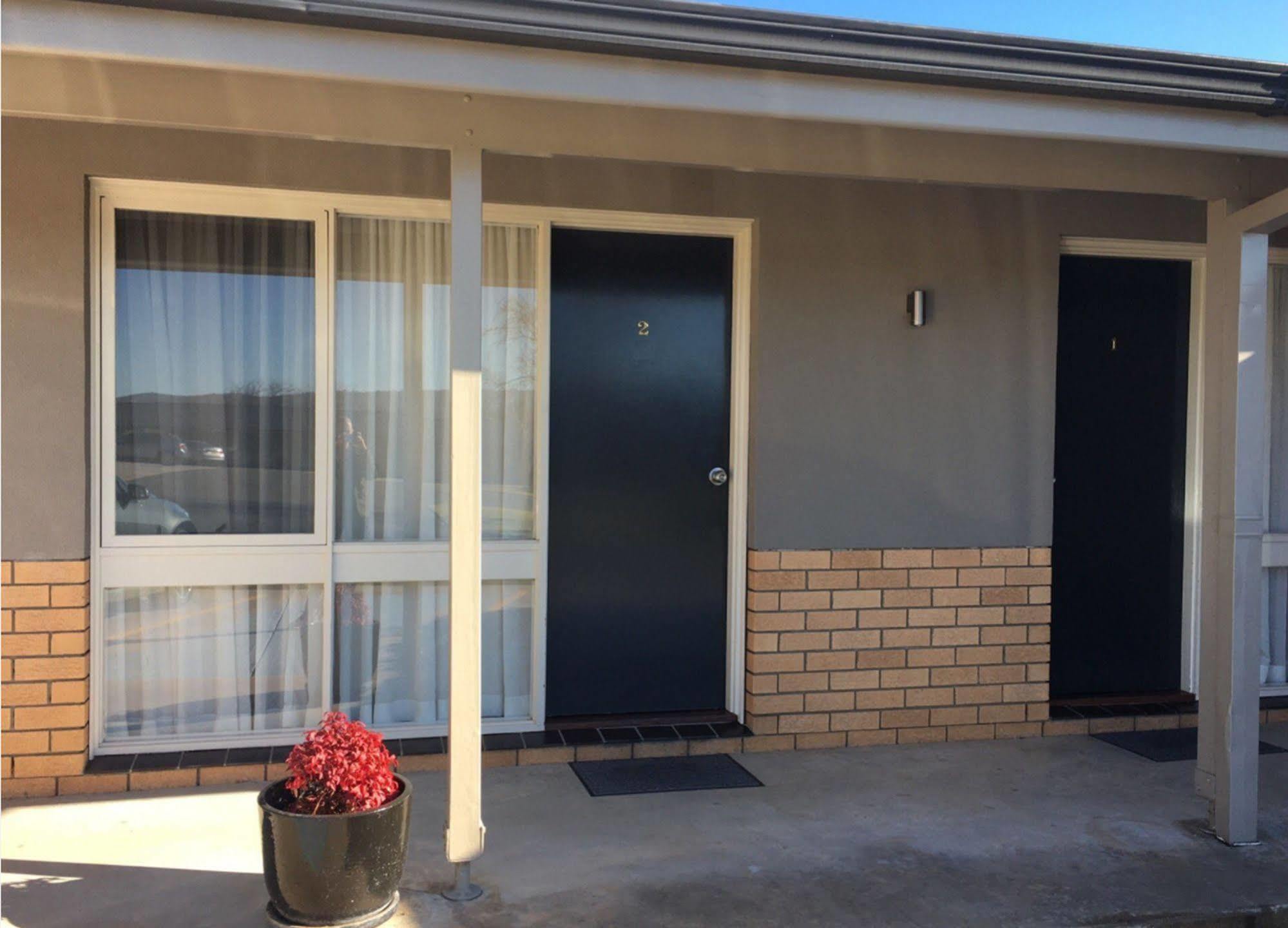 Bega Village Motor Inn Exterior photo
